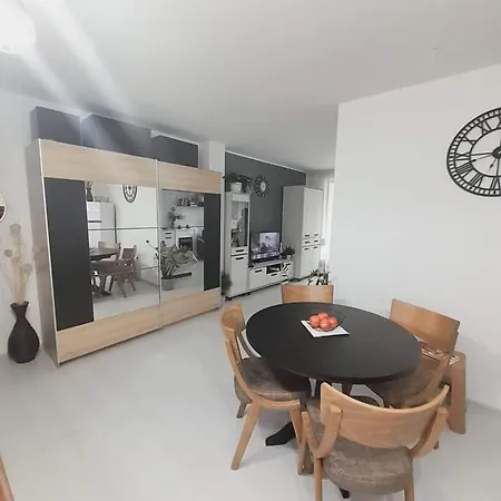 Lux 88 Μπάνσκο